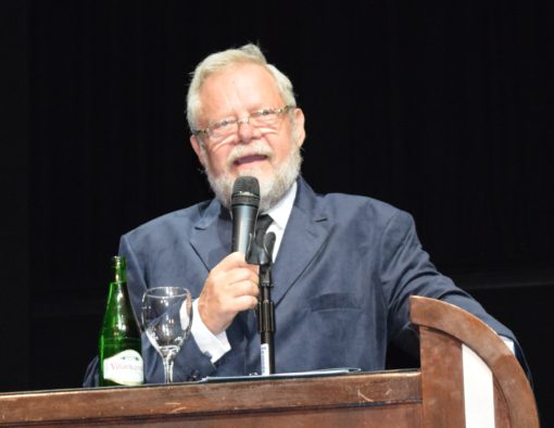 Carlos Garavelli, presidente de la Fundación Pbro. José Mario Pantaleo: “Creamos este Fondo de Becas porque creemos que la educación es un factor fundamental del desarrollo social”.