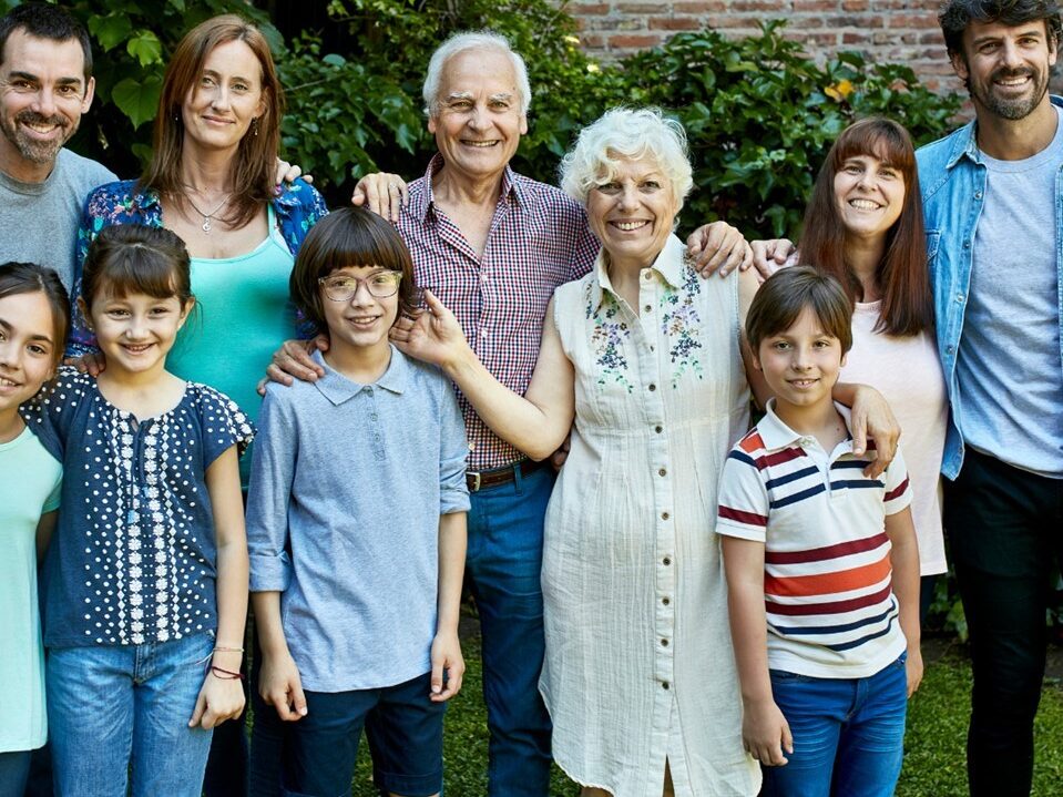 familias personas mayores familias tercera edad personas mayores
