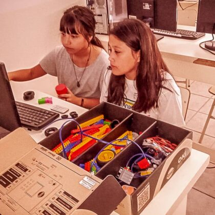 La Obra del Padre Mario se dedica a educar y brindar oportunidades a los niños y niñas que más lo necesitan. ¡Únete y sé parte del cambio!