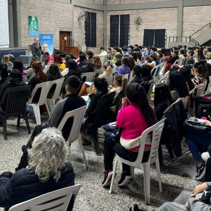 Jornada en memoria del Papa Francisco en el Instituto