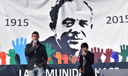 En el cierre, un show de la familia Roldán, participantes del programa Laten Corazones de Telefe.